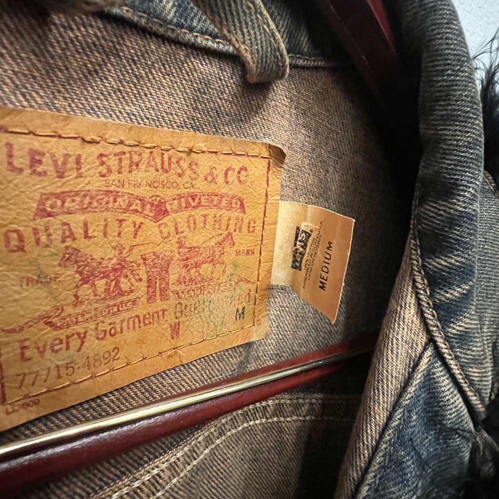 Levi’s denim jacket - Picture 7 of 7